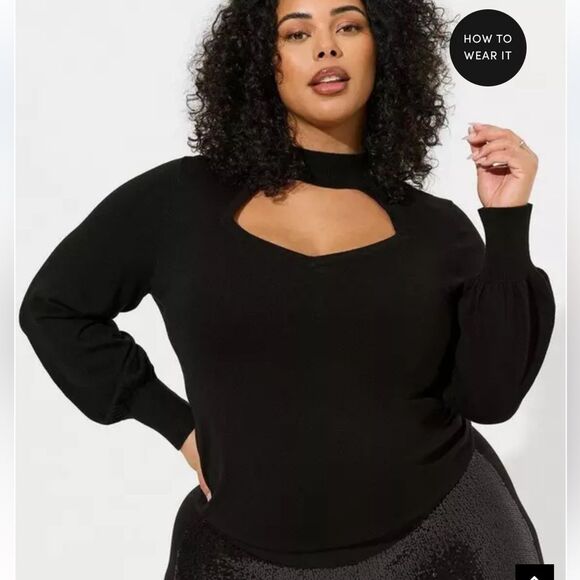Torrid Fitted Pullover Mock Neck Sweater keyhole sexy Black Sweater 4X NWT goth! - Picture 2 of 11